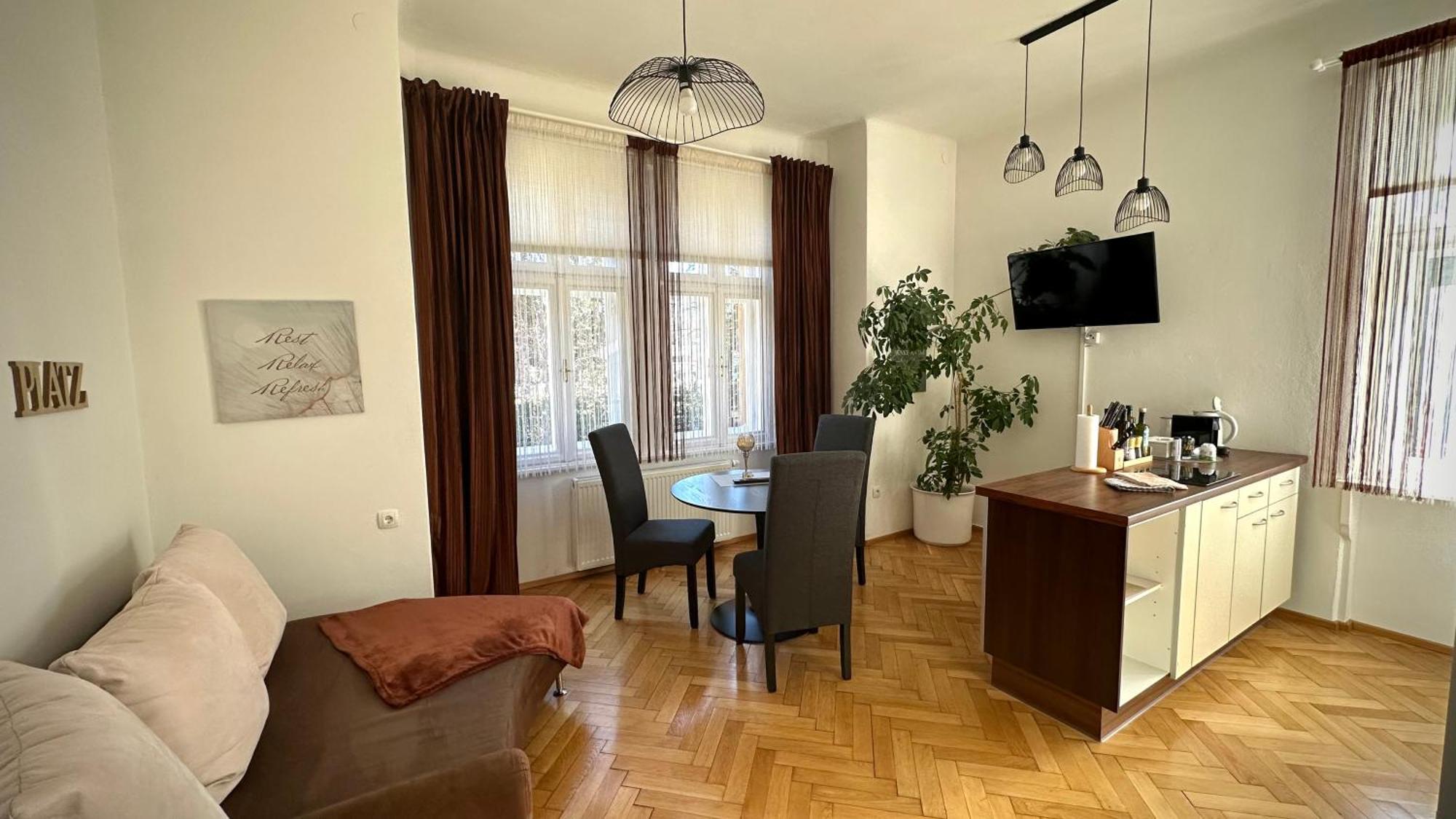 Apartment Im Grunen Леобен Екстер'єр фото